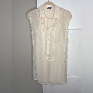 Bebe lave dress, size 4, off white creamy color